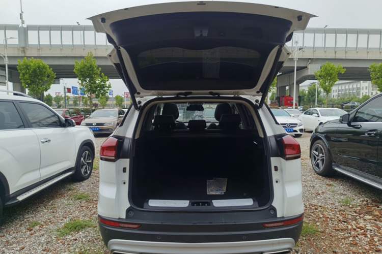 Used Geely Auto Emgrand X7 Sport 2020 1.8TD DCT ZhiZun PRO Trunk
