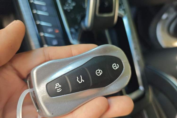 Used Geely Auto Emgrand X7 Sport 2020 1.8TD DCT Smart PRO Vehicle Key