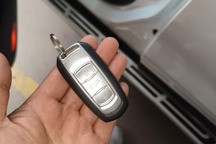 Used Geely Auto Emgrand X7 Sport 2020 1.8TD DCT Two-Wheel Drive Zhiya Model Vehicle Key