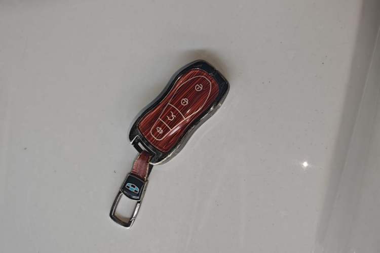 Used Geely Auto Emgrand X7 Sport 2020 1.8TD DCT Smart Connect PRO Vehicle Key