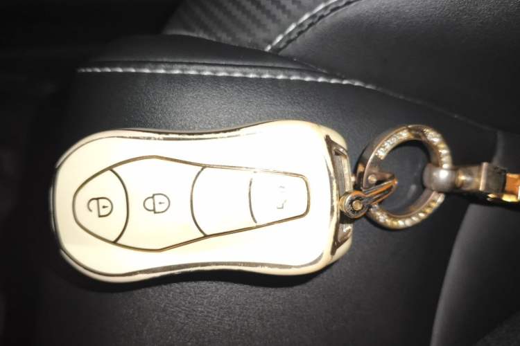 Used Geely Auto Emgrand X7 Sport 2020 1.8TD DCT Smart Connect PRO Vehicle Key