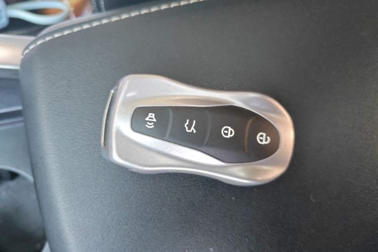 Used Geely Auto Emgrand X7 Sport 2020 1.8TD DCT Smart PRO Vehicle Key