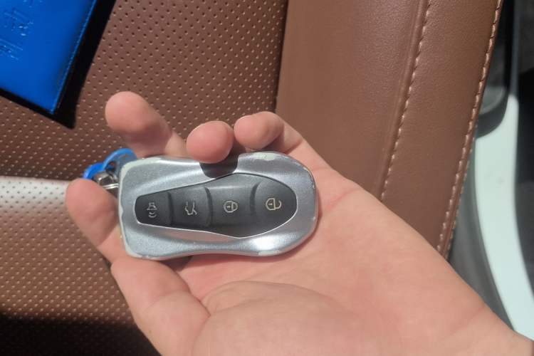 Used Geely Auto Emgrand X7 Sport 2020 1.8TD DCT Zhi Ling PRO Vehicle Key