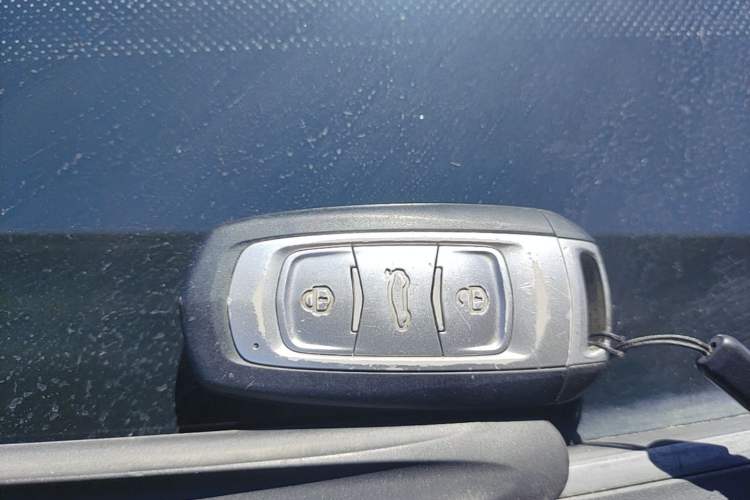 Used Geely Auto Emgrand X7 Sport 2020 1.8TD DCT Two-Wheel Drive Zhiya Model Vehicle Key