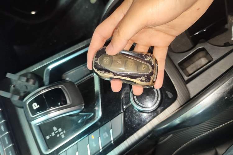 Used Geely Auto Emgrand X7 Sport 2020 1.8TD DCT Smart PRO Vehicle Key