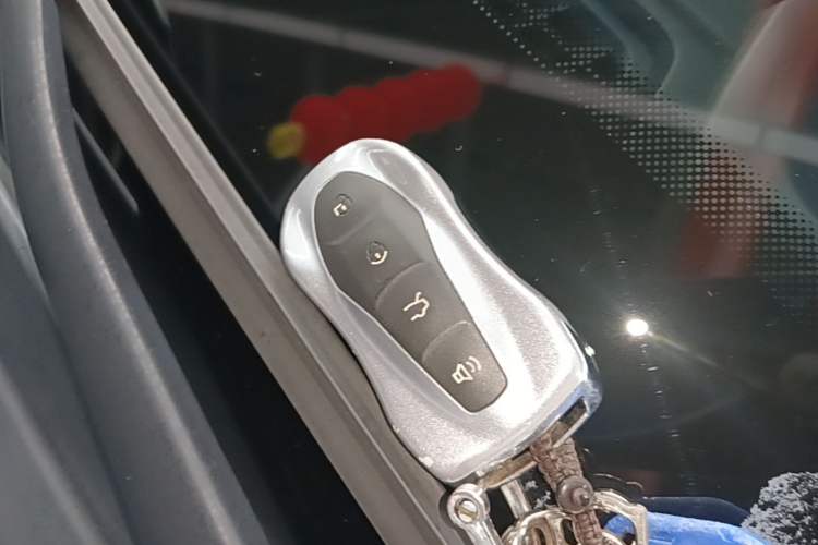 Used Geely Auto Emgrand X7 Sport 2020 1.8TD DCT ZhiZun PRO Vehicle Key
