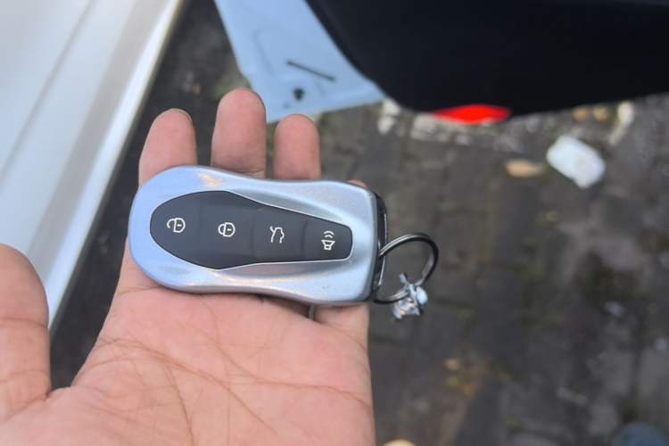 Used Geely Auto Emgrand X7 Sport 2020 1.8TD DCT Smart PRO Vehicle Key