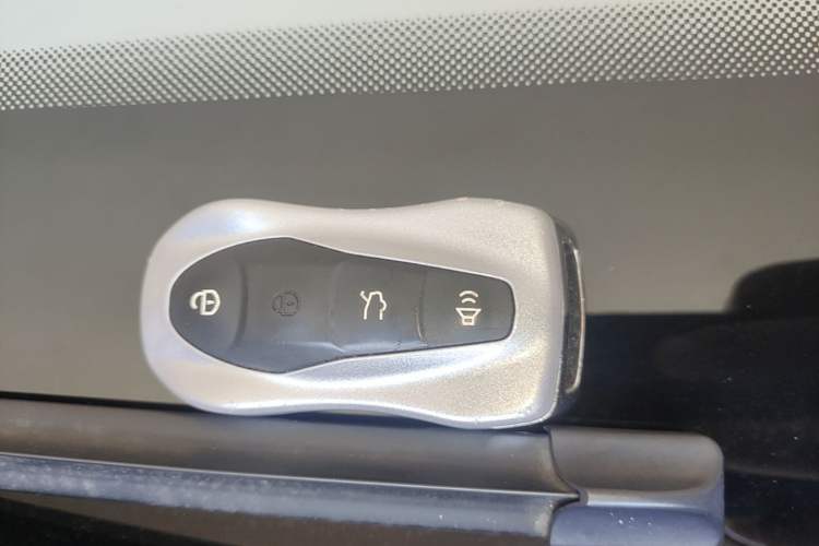 Used Geely Auto Emgrand X7 Sport 2020 1.8TD DCT Smart PRO Vehicle Key