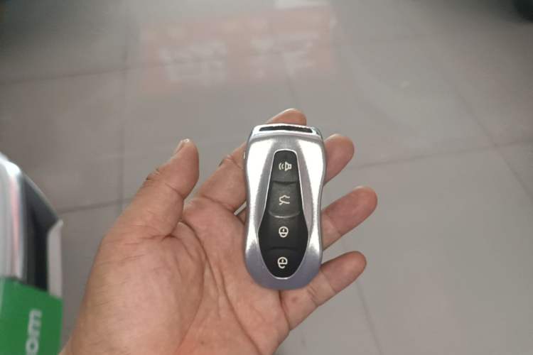 Used Geely Auto Emgrand X7 Sport 2020 1.8TD DCT Smart Connect PRO Vehicle Key