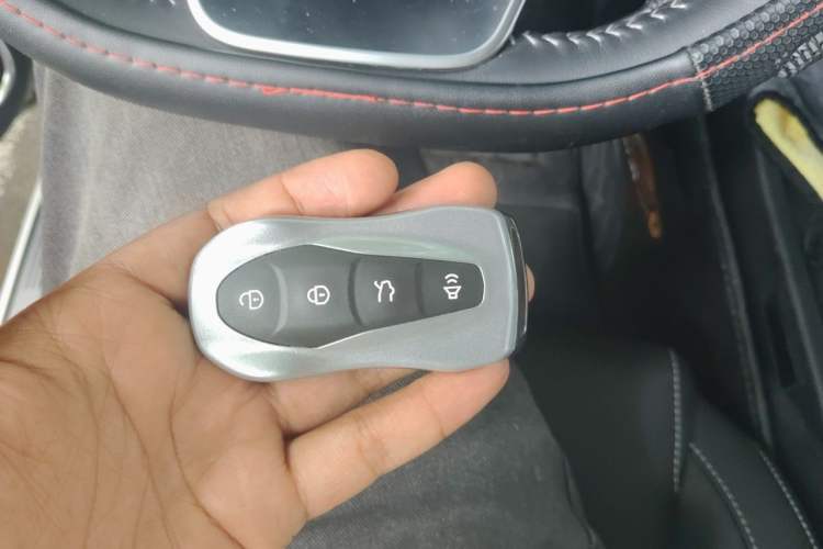Used Geely Auto Emgrand X7 Sport 2020 1.8TD DCT Smart PRO Vehicle Key