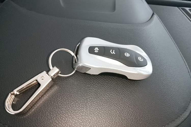 Used Geely Auto Emgrand X7 Sport 2020 1.8TD DCT ZhiZun PRO Vehicle Key