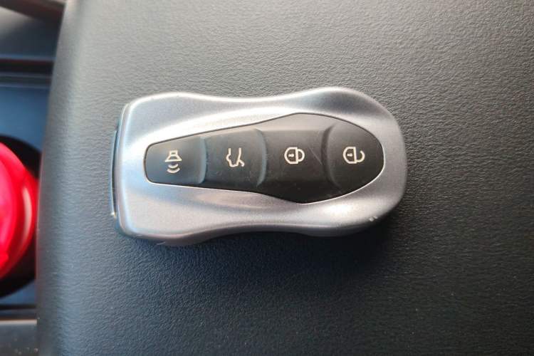 Used Geely Auto Emgrand X7 Sport 2020 1.8TD DCT Smart PRO Vehicle Key