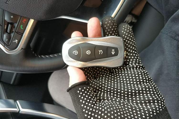 Used Geely Auto Emgrand X7 Sport 2020 1.8TD DCT Smart Connect PRO Vehicle Key
