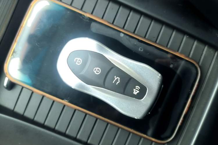 Used Geely Auto Emgrand X7 Sport 2020 1.8TD DCT Smart Connect PRO Vehicle Key