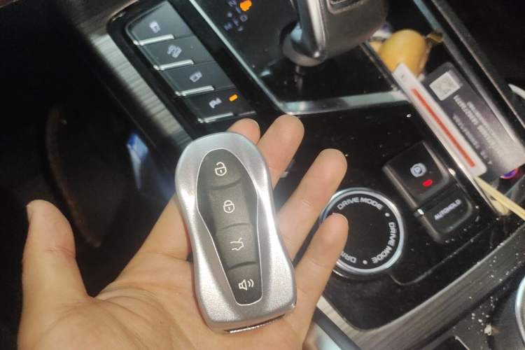 Used Geely Auto Emgrand X7 Sport 2020 1.8TD DCT Zhi Ling PRO Vehicle Key