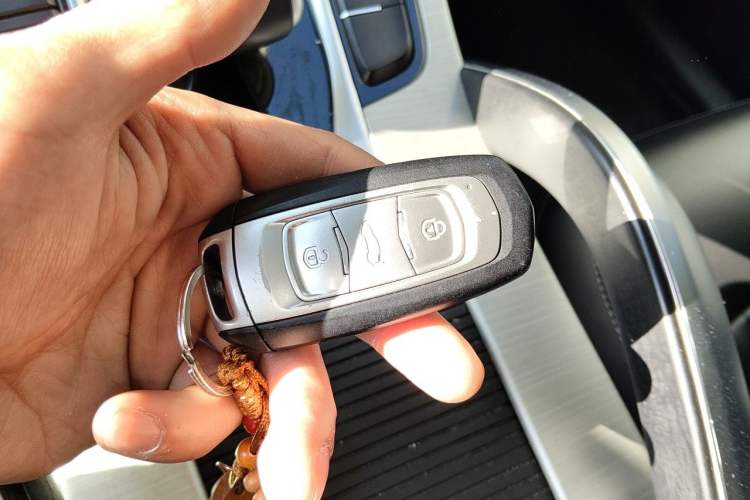 Used Geely Auto Emgrand X7 Sport 2020 1.8TD DCT Two-Wheel Drive Zhiya Model Vehicle Key