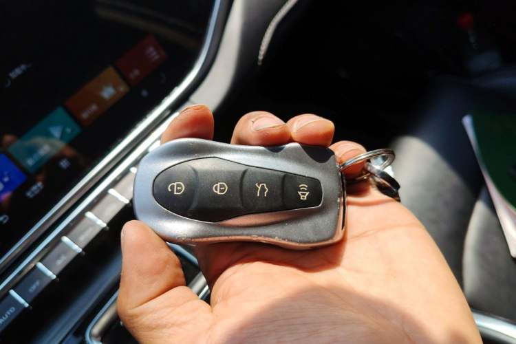 Used Geely Auto Emgrand X7 Sport 2020 1.8TD DCT ZhiZun PRO Vehicle Key