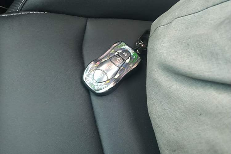 Used Geely Auto Emgrand X7 Sport 2020 1.5TD Automatic Smart Connect PRO Vehicle Key