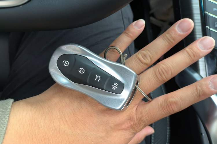 Used Geely Auto Emgrand X7 Sport 2020 1.8TD DCT Smart PRO Vehicle Key