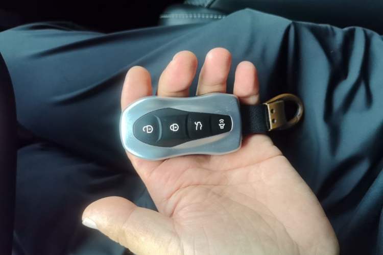 Used Geely Auto Emgrand X7 Sport 2020 1.8TD DCT Smart Connect PRO Vehicle Key