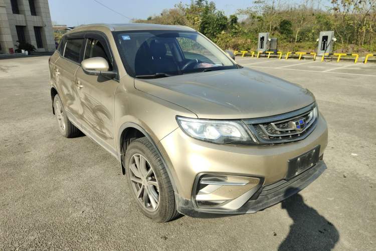 Used Geely Auto Emgrand X7 Sport 2020 1.8TD DCT Two-Wheel Drive Smart Connect 4G-Enabled Version Front Right 45 Deg