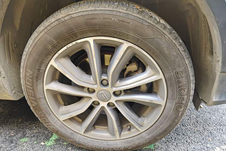 Used Geely Auto Emgrand X7 Sport 2020 1.8TD DCT Two-Wheel Drive Smart Connect 4G-Enabled Version Right Front Wheel Hub