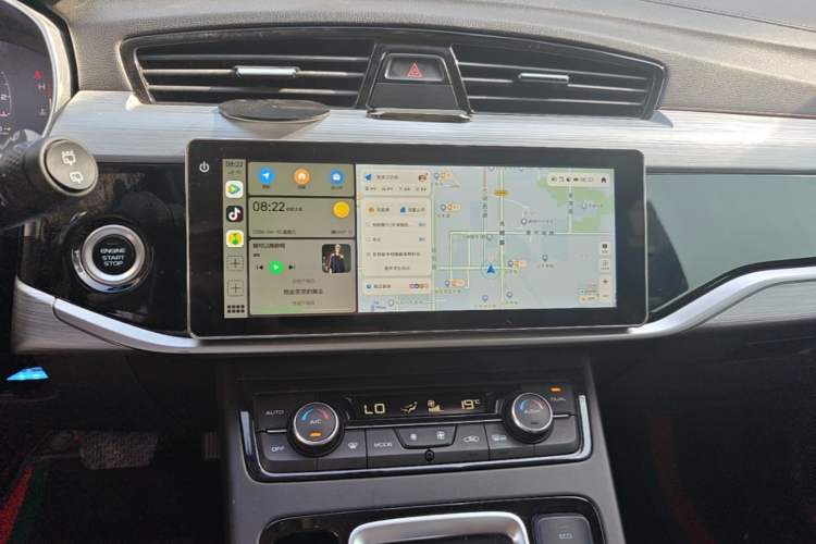 Used Geely Auto Emgrand X7 Sport 2021 1.8TD DCT Two-Wheel Drive Asian Games Edition Audio And AC Panel