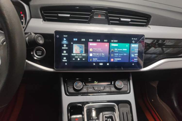 Used Geely Auto Emgrand X7 Sport 2021 Million Edition 1.8TD DCT Two-Wheel Drive Comfort Model Audio And AC Panel