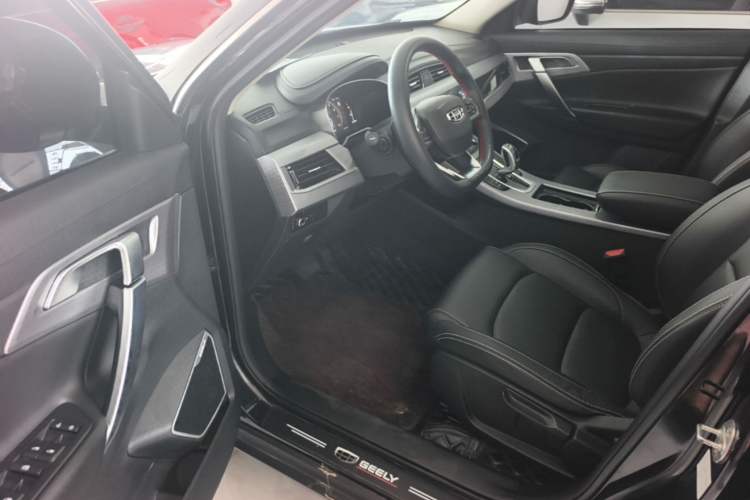 Used Geely Auto Emgrand X7 Sport 2021 Million Edition 1.8TD DCT Two-Wheel Drive Comfort Model Driver Seat