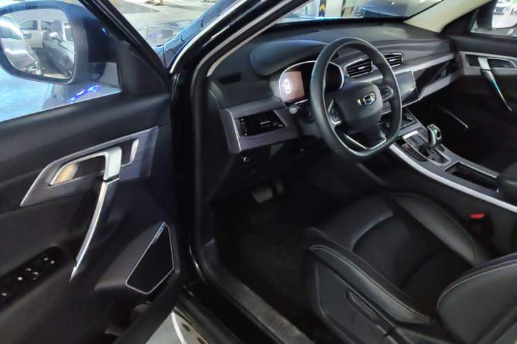 Used Geely Auto Emgrand X7 Sport 2021 Million Edition 1.8TD DCT Two-Wheel Drive Comfort Model Driver Seat