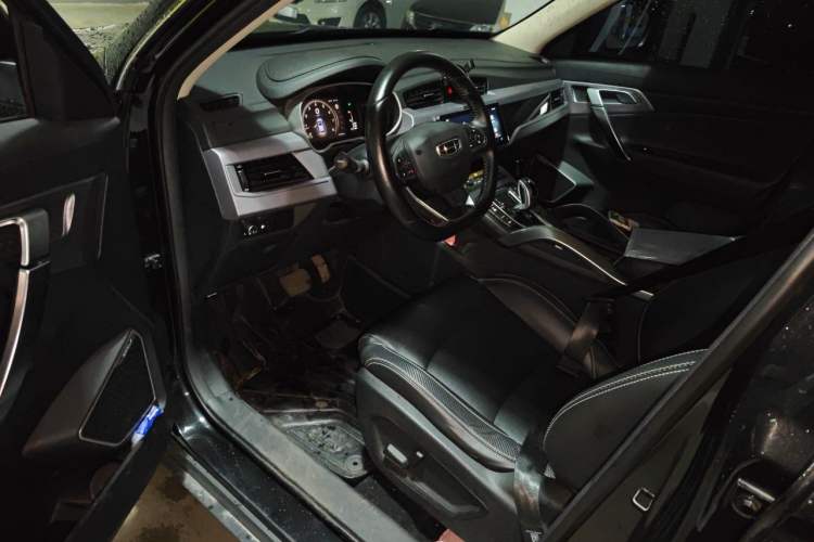 Used Geely Auto Emgrand X7 Sport 2021 Million Edition 1.8TD DCT Two-Wheel Drive Luxury Model Driver Seat