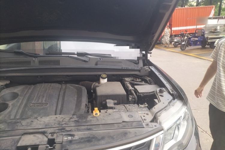 Used Geely Auto Emgrand X7 Sport 2021 Million Edition 1.8TD DCT Two-Wheel Drive Comfort Model Engine Bay Left