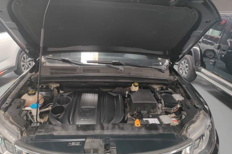 Used Geely Auto Emgrand X7 Sport 2021 Million Edition 1.8TD DCT Two-Wheel Drive Comfort Model Engine Bay