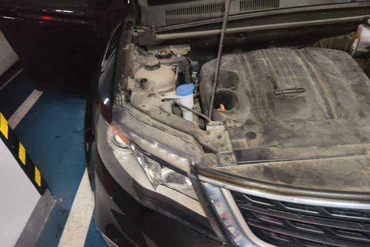 Used Geely Auto Emgrand X7 Sport 2021 Million Edition 1.8TD DCT Two-Wheel Drive Comfort Model Engine Bay Right