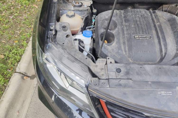 Used Geely Auto Emgrand X7 Sport 2021 1.8TD DCT Two-Wheel Drive Asian Games Comfort Edition Engine Bay Right