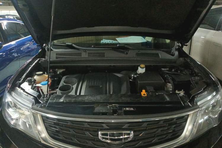 Used Geely Auto Emgrand X7 Sport 2021 Million Edition 1.8TD DCT Two-Wheel Drive Luxury Model Engine Bay