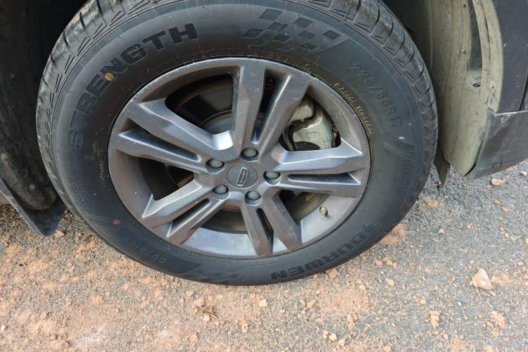 Used Geely Auto Emgrand X7 Sport 2021 Million Edition 1.8TD Manual Two-Wheel Drive Comfort Model Exterior 1