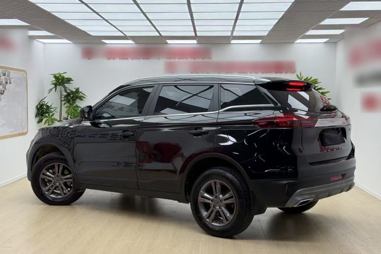Used Geely Auto Emgrand X7 Sport 2021 Million Edition 1.8TD Manual Two-Wheel Drive Comfort Model Exterior 3
