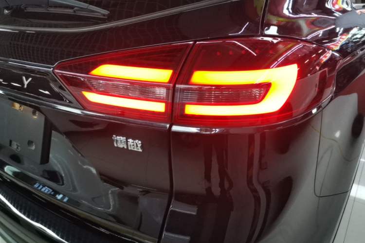 Used Geely Auto Emgrand X7 Sport 2021 1.8TD DCT Two-Wheel Drive Asian Games Edition Exterior 3