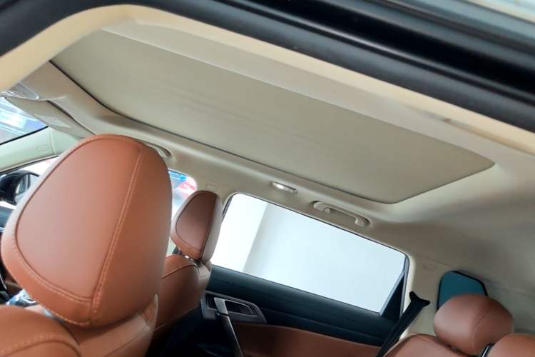 Used Geely Auto Emgrand X7 Sport 2021 1.8TD DCT Two-Wheel Drive Asian Games Edition Headliner