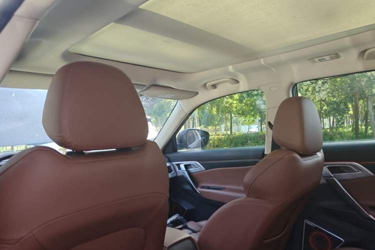 Used Geely Auto Emgrand X7 Sport 2021 1.8TD DCT Two-Wheel Drive Asian Games Edition Headliner