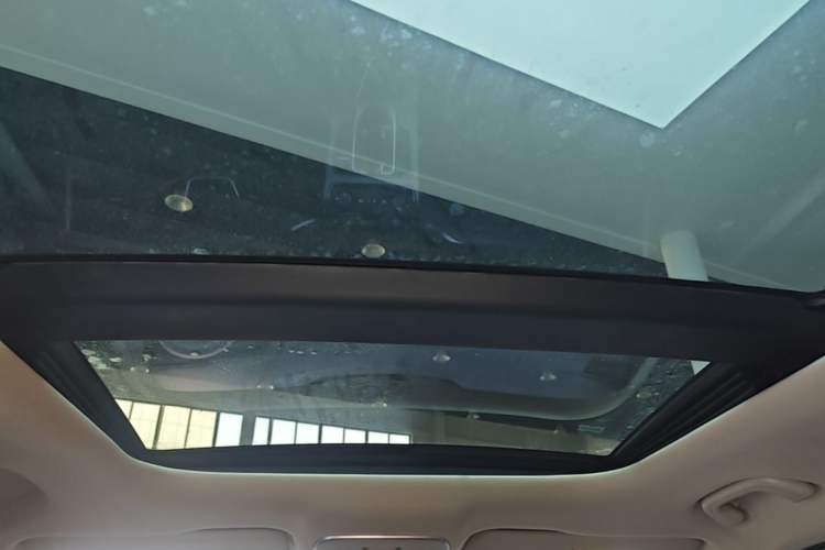 Used Geely Auto Emgrand X7 Sport 2021 1.8TD DCT Two-Wheel Drive Asian Games Comfort Edition Headliner