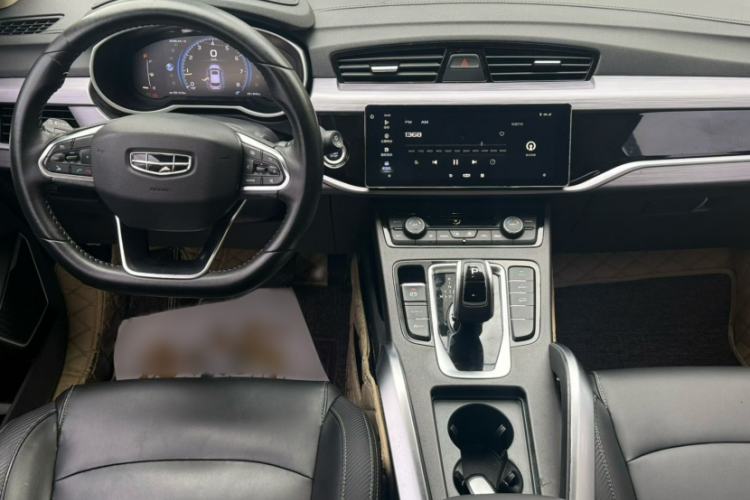 Used Geely Auto Emgrand X7 Sport 2021 Million Edition 1.8TD DCT Two-Wheel Drive Luxury Model Interior 3