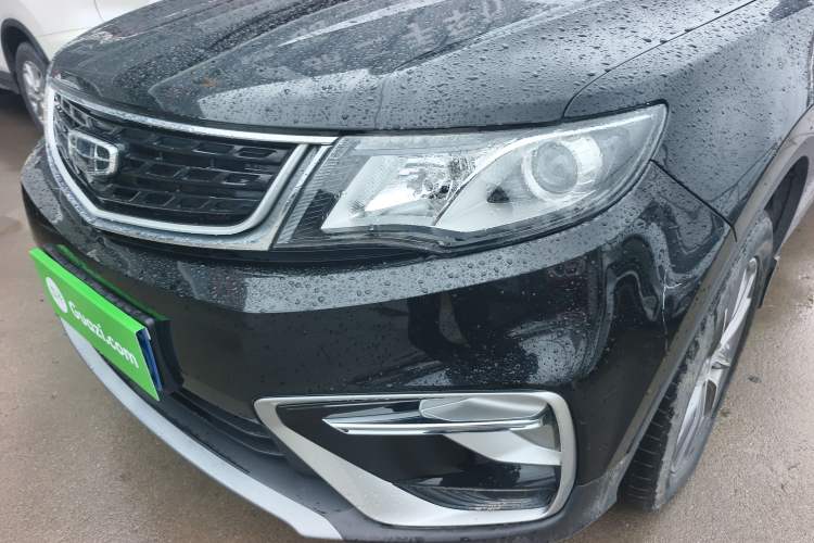 Used Geely Auto Emgrand X7 Sport 2021 Million Edition 1.8TD DCT Two-Wheel Drive Comfort Model Left Front Headlight