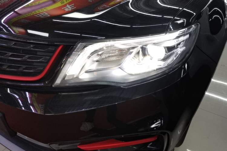 Used Geely Auto Emgrand X7 Sport 2021 1.8TD DCT Two-Wheel Drive Asian Games Edition Left Front Headlight