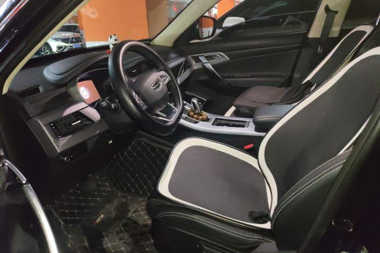 Used Geely Auto Emgrand X7 Sport 2021 Million Edition 1.8TD DCT Two-Wheel Drive Comfort Model Left Front Seat