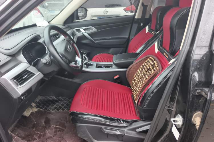 Used Geely Auto Emgrand X7 Sport 2021 Million Edition 1.8TD DCT Two-Wheel Drive Comfort Model Left Front Seat