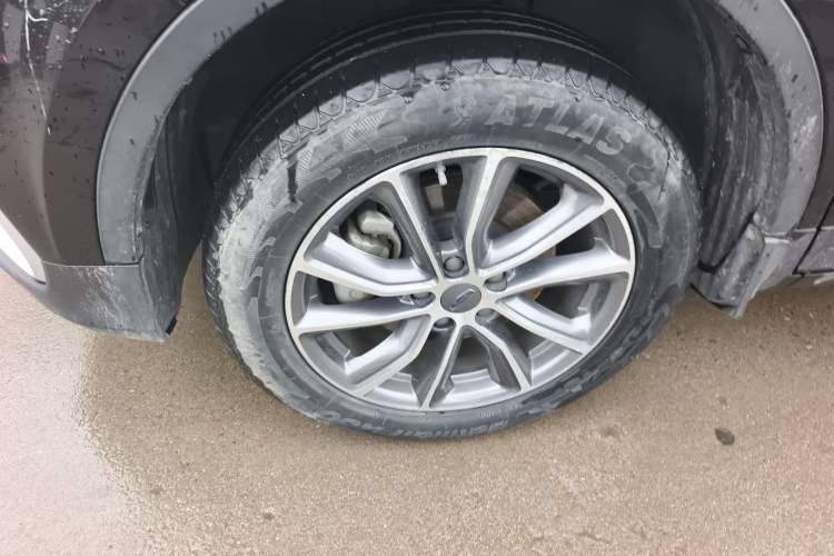 Used Geely Auto Emgrand X7 Sport 2021 Million Edition 1.8TD DCT Two-Wheel Drive Comfort Model Left Front Wheel Hub