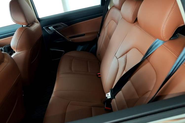 Used Geely Auto Emgrand X7 Sport 2021 1.8TD DCT Two-Wheel Drive Asian Games Edition Left Rear Seat