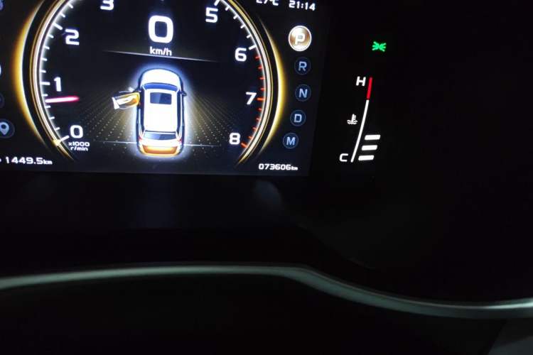 Used Geely Auto Emgrand X7 Sport 2021 Million Edition 1.8TD DCT Two-Wheel Drive Luxury Model Odometer Close Up